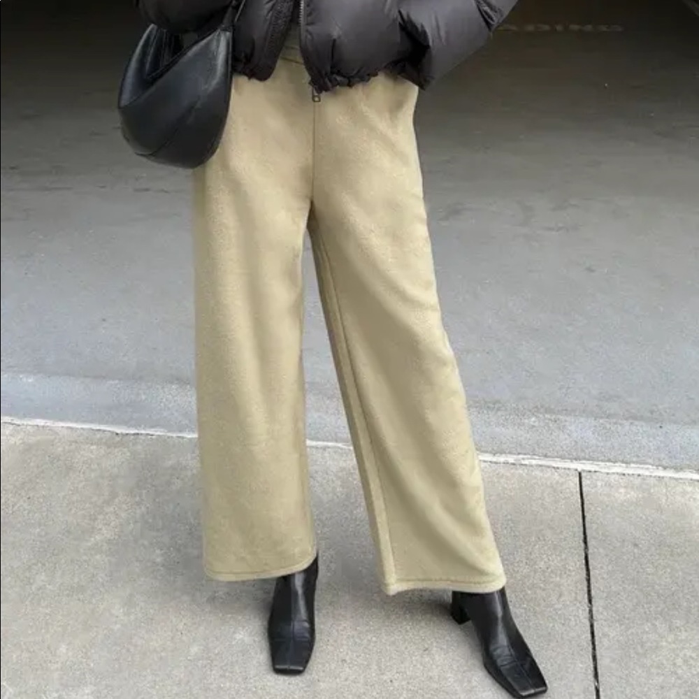 Oak + Fort Fuzzy Blanket Moss Wide Leg High Rise Pants
